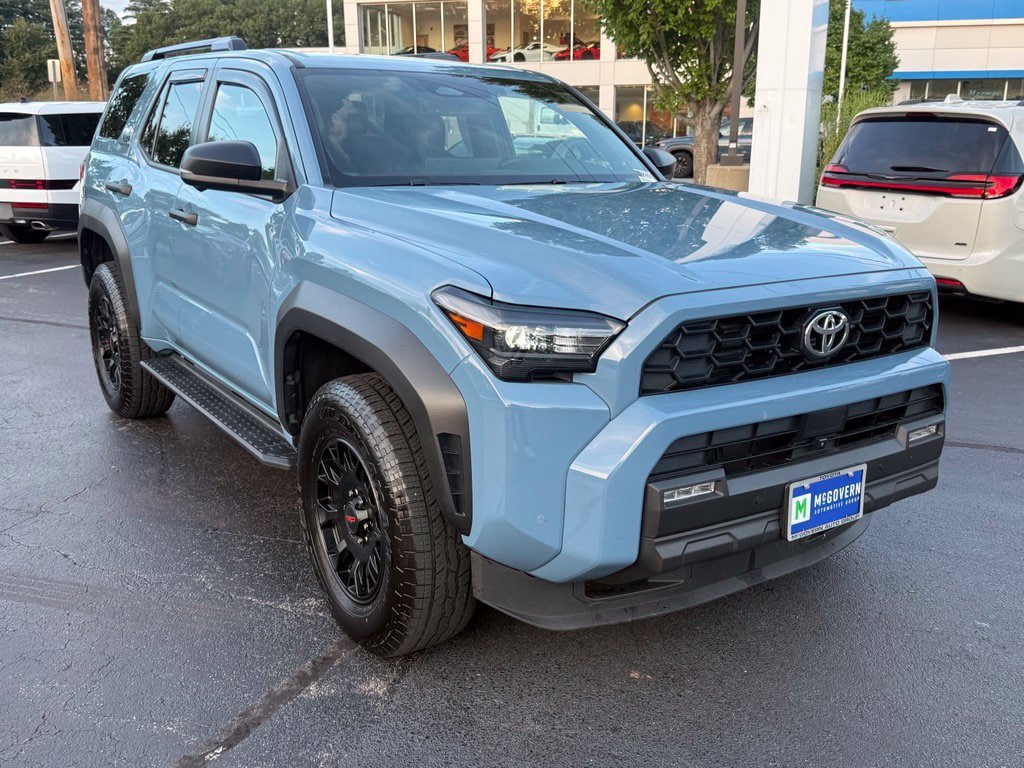 Used 2025 Toyota 4Runner TRD Off-Road Premium AWD/4WD image 10