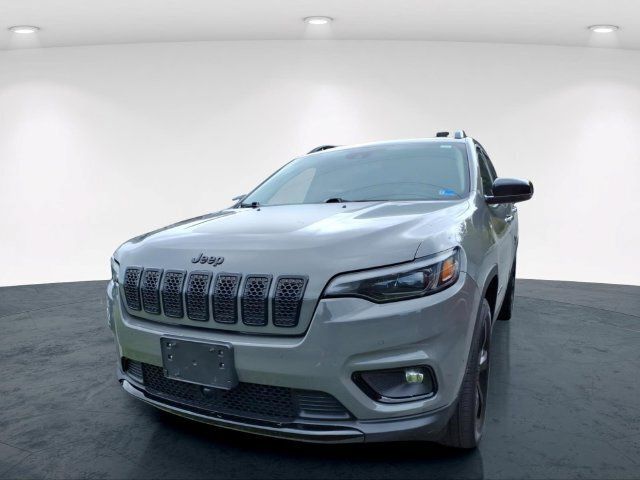 Used 2023 Jeep Cherokee Altitude Lux AWD/4WD image 4