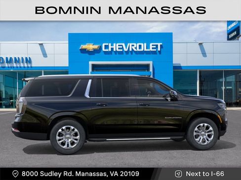 New 2026 Chevrolet Suburban LT w/ Comfort Package AWD/4WD image 6