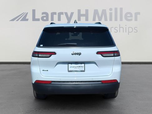 New 2026 Jeep Grand Cherokee L 4WD image 4