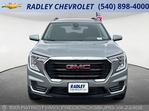 Used 2023 GMC Terrain SLE w/ Driver Convenience Package AWD/4WD image 23