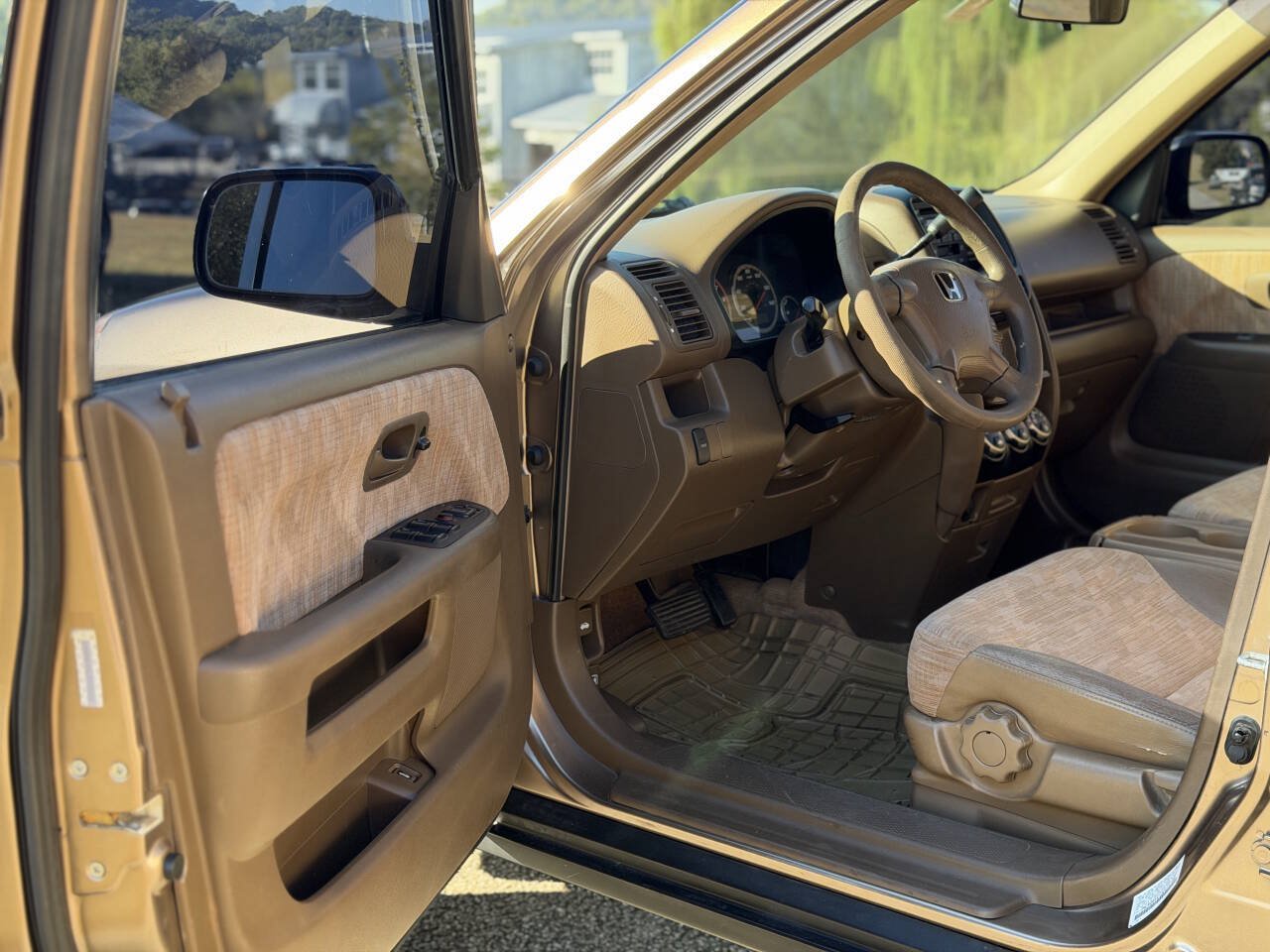 Used 2003 Honda CR-V LX image 29