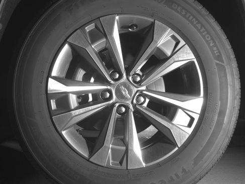 Used 2025 Chevrolet Equinox LT FWD image 12