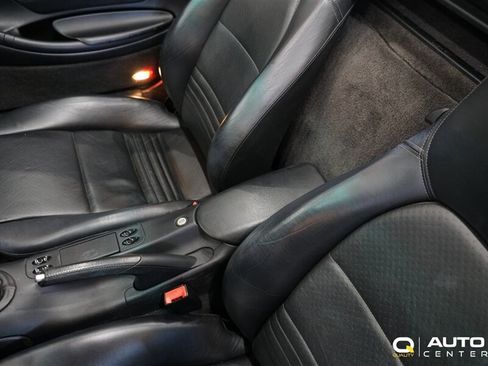Used 2001 Porsche Boxster RWD image 24