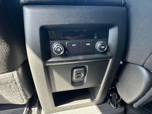 Used 2023 Chevrolet Traverse LT w/ LPO, Floor Liner Package AWD/4WD image 22
