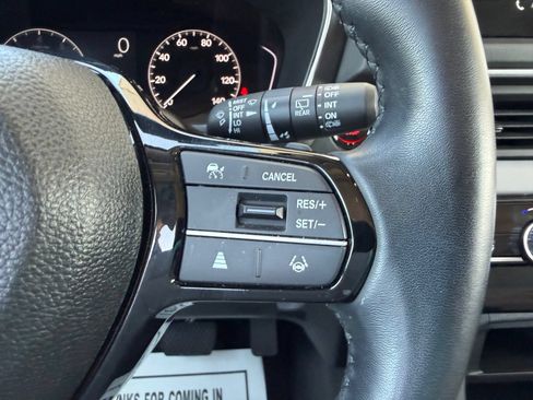 Certified 2025 Honda Pilot EX-L image 19