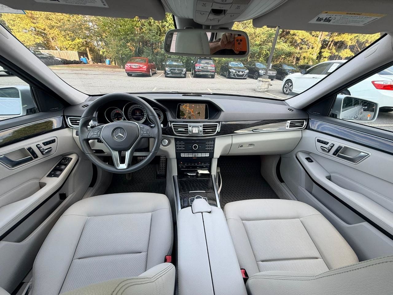 Used 2016 Mercedes-Benz E 350 Sedan image 2