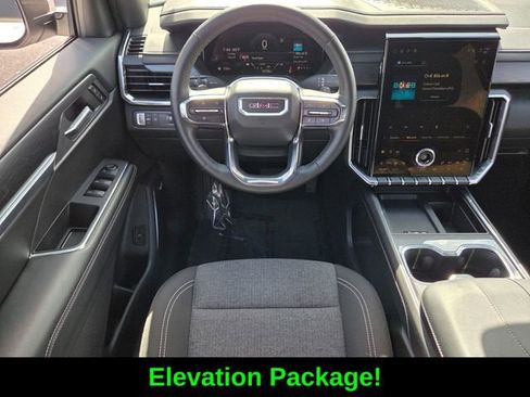 Used 2025 GMC Acadia Elevation FWD image 13