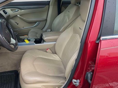 Used 2013 Cadillac CTS Luxury RWD image 3