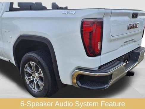 Used 2025 GMC Sierra 1500 SLT image 11