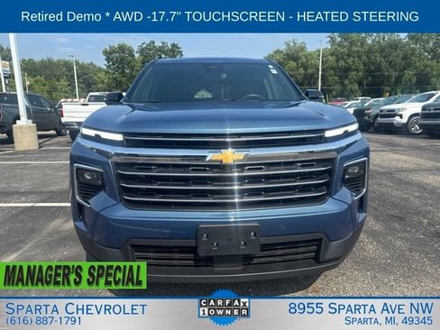 Used 2025 Chevrolet Traverse LT AWD/4WD image 8