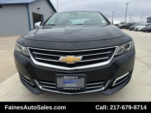 Used 2017 Chevrolet Impala Premier w/ Enhanced Convenience Package FWD image 31