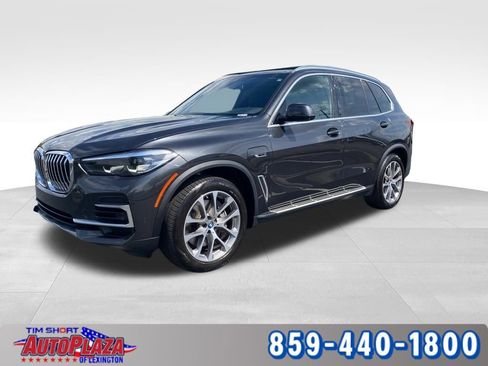 Used 2023 BMW X5 xDrive45e w/ Climate Comfort Package image 3