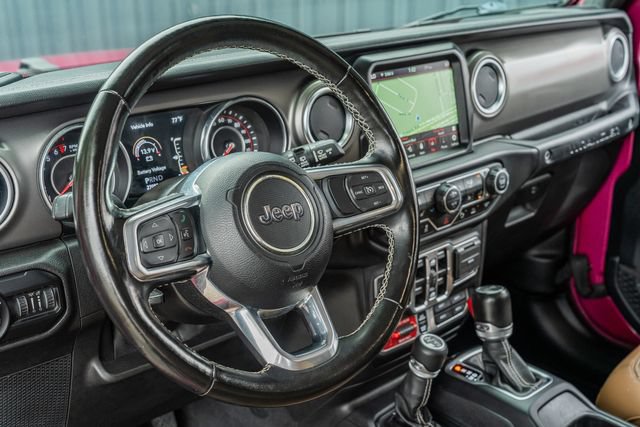 Used 2021 Jeep Wrangler Unlimited Rubicon w/ Xtreme Recon 35" Tire Package AWD/4WD image 24