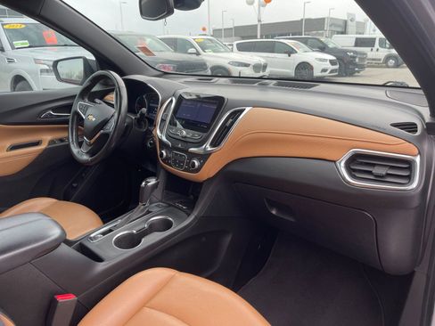 Used 2019 Chevrolet Equinox Premier image 18