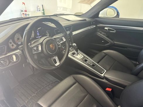 Certified 2017 Porsche 911 Carrera 4S AWD/4WD image 6