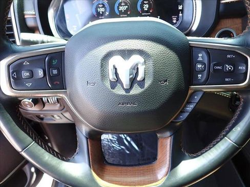 Used 2024 RAM 1500 Limited AWD/4WD image 19