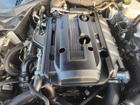 Used 2018 Ford Mustang Premium w/ Equipment Group 201A image 30