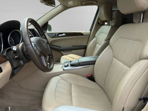 Used 2015 Mercedes-Benz GL 450 4MATIC image 10