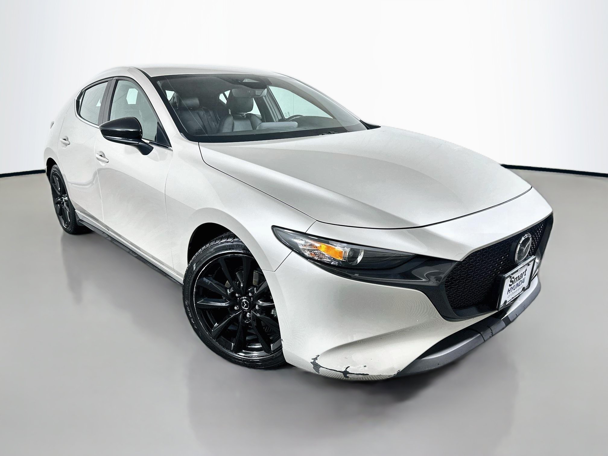 Used 2024 MAZDA MAZDA3 s FWD image 1