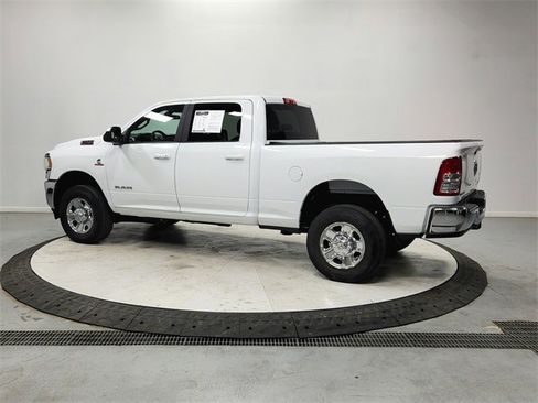 Used 2022 RAM 2500 Big Horn w/ Cold Weather Group image 5