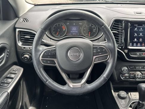 Used 2019 Jeep Cherokee Limited AWD/4WD image 15