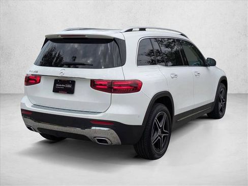 Certified 2026 Mercedes-Benz GLB 250 image 5