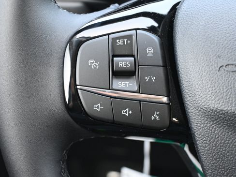 New 2026 Ford Escape SE w/ PHEV Premium Package image 17