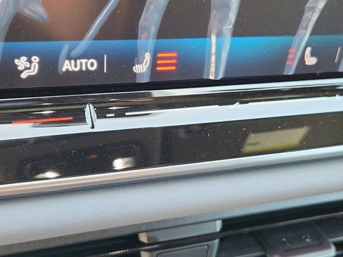 New 2026 Volkswagen Tiguan SE R-Line AWD/4WD image 14