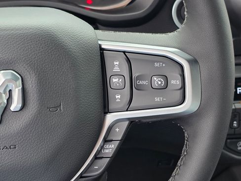 New 2026 RAM 1500 4x4 Crew Cab image 17