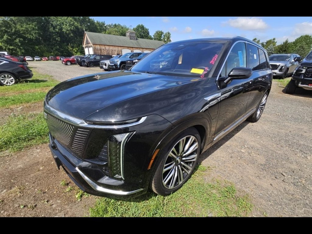 Used 2026 Cadillac Vistiq Premium Luxury w/ LPO, Floor Liner Package AWD/4WD image 6