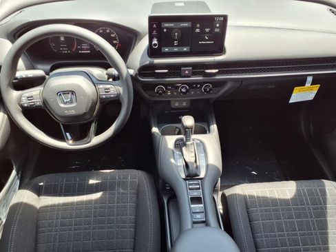 New 2026 Honda HR-V LX image 3