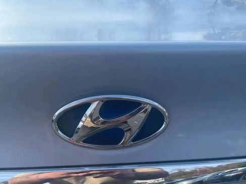 Used 2013 Hyundai Sonata Hybrid FWD image 11