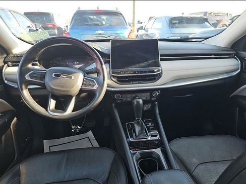 Used 2022 Jeep Compass Limited w/ Sun and Sound Group image 15