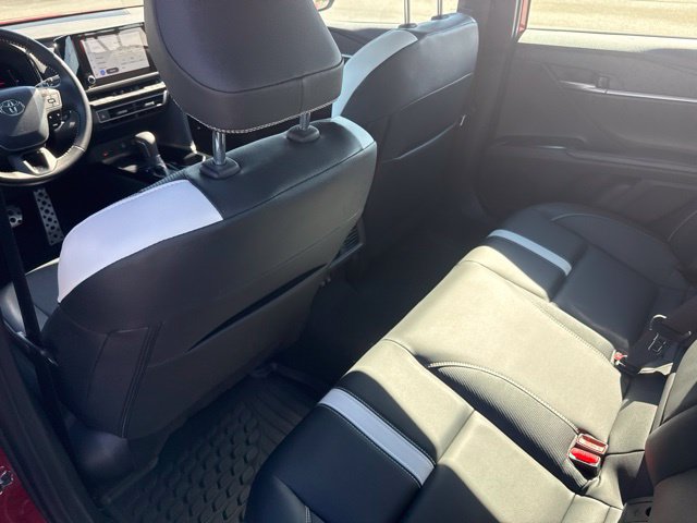 Used 2026 Toyota Camry SE FWD image 21