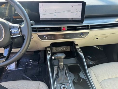 Certified 2024 Kia Sorento S AWD/4WD image 21