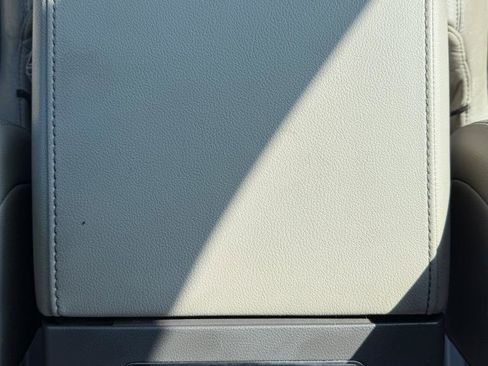 Used 2019 Ford Expedition Max Limited RWD image 25