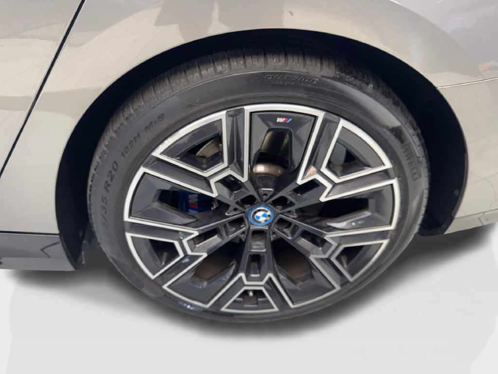 Used 2024 BMW i5 eDrive40i w/ M Sport Package RWD image 87