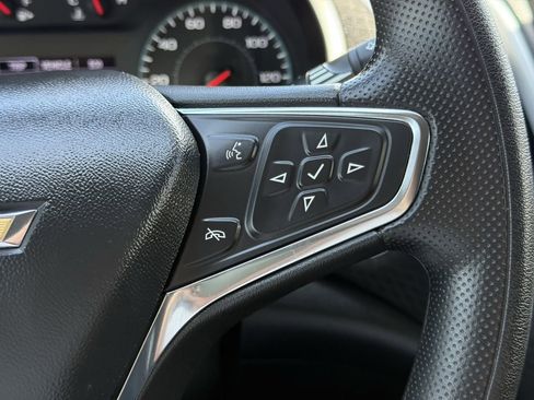 Used 2024 Chevrolet Malibu LT FWD image 13