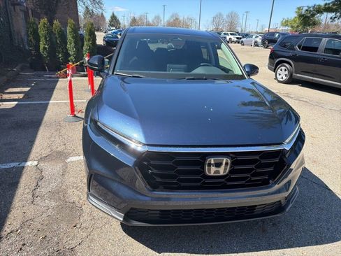 Used 2023 Honda CR-V EX image 5