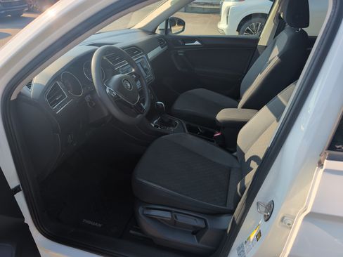Used 2019 Volkswagen Tiguan S w/ Driver Assistance Package FWD image 8
