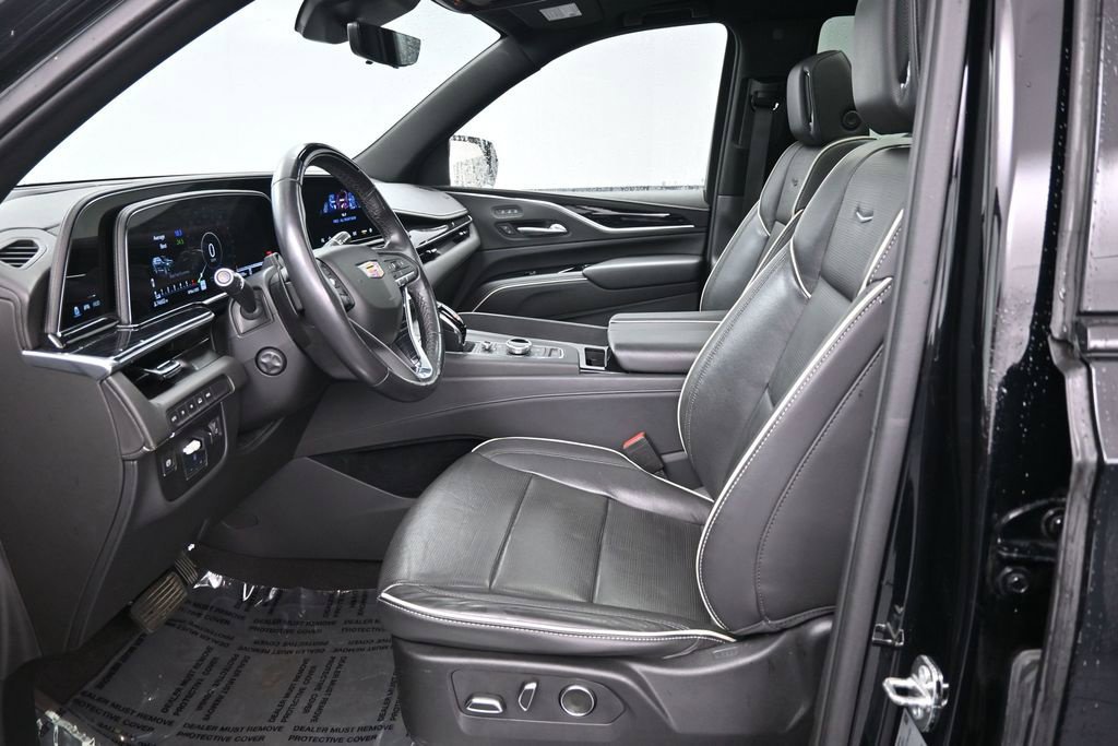 Used 2024 Cadillac Escalade Sport AWD/4WD image 31