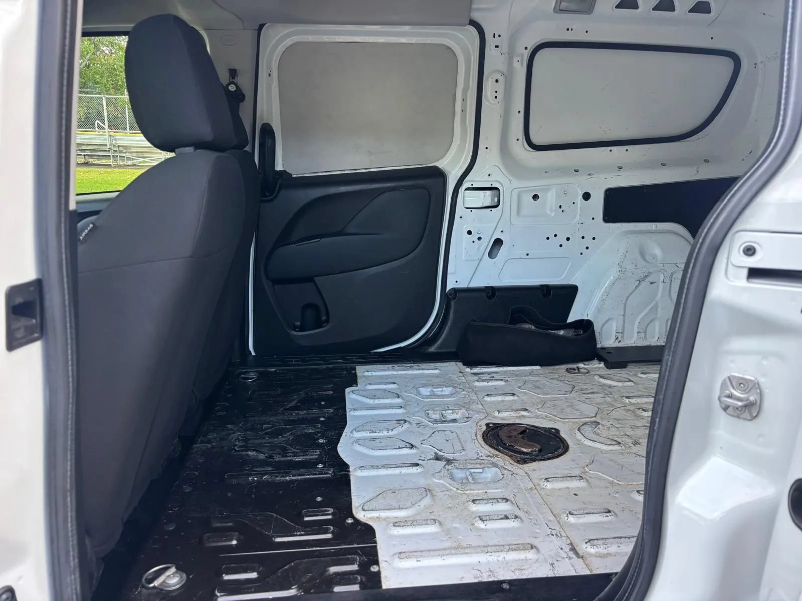 Used 2017 RAM ProMaster City Tradesman w/ Rear Back-up Camera Group FWD image 20