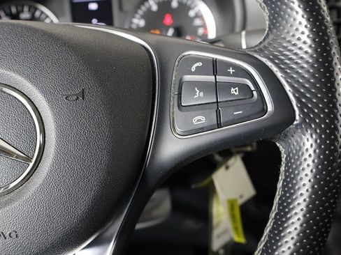 Used 2018 Mercedes-Benz Metris image 16