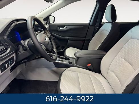 New 2026 Ford Escape Active w/ Active Premium Tech Pack AWD/4WD image 7