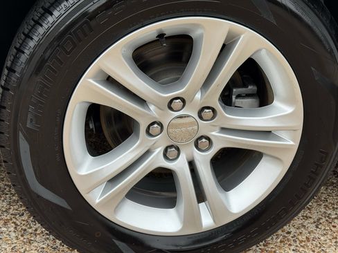 Used 2021 Dodge Charger SXT RWD image 33