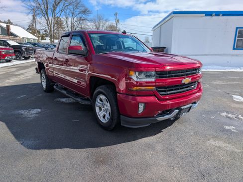 Used 2019 Chevrolet Silverado 1500 LT w/ All Star Edition image 3
