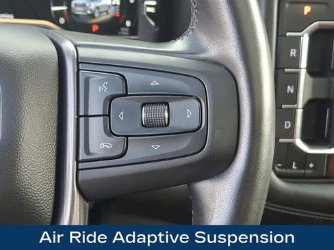 Used 2023 GMC Yukon Denali Ultimate AWD/4WD image 8