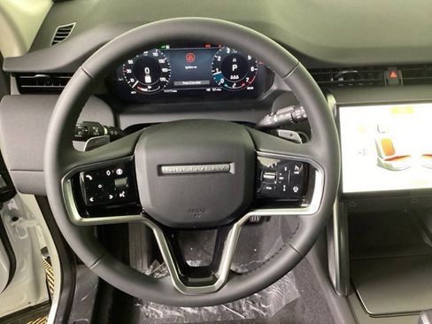 New 2025 Land Rover Discovery Sport S image 15