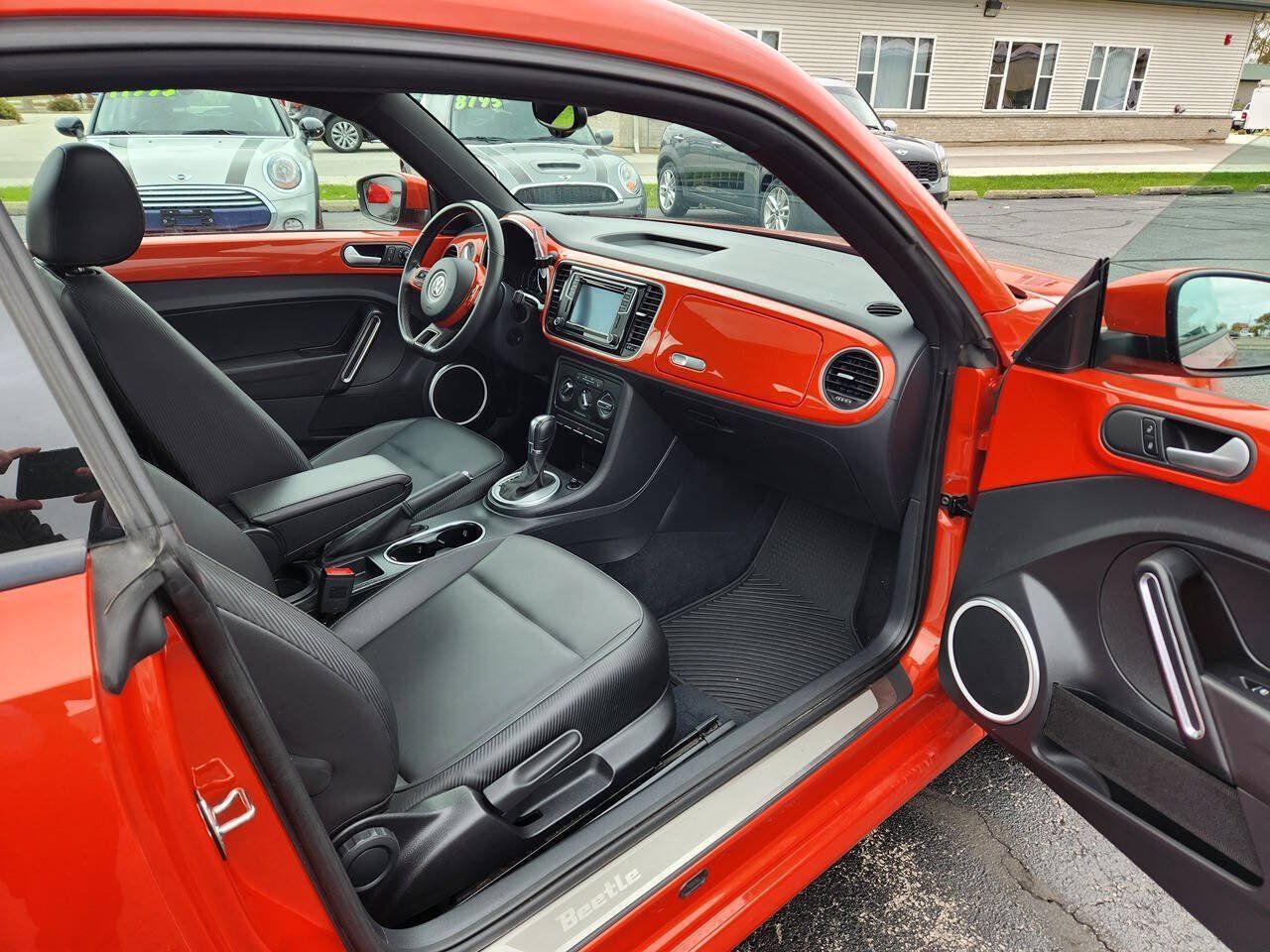 Used 2016 Volkswagen Beetle 1.8T SEL FWD image 16